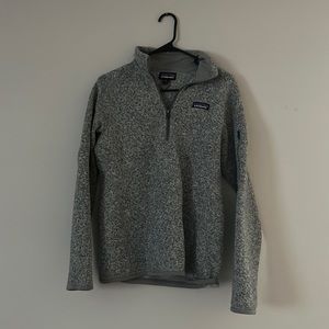 Patagonia Quarter Zip - Size Medium